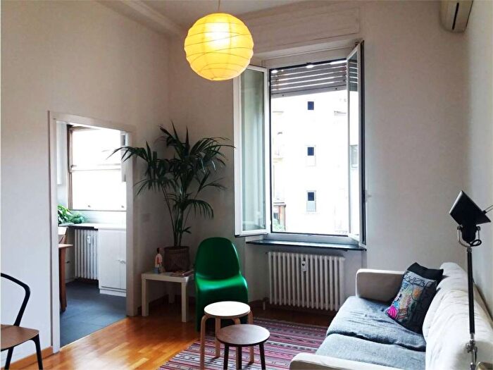 Appartamento bilocale in affitto in Via Hayez, Morgagni, Milano