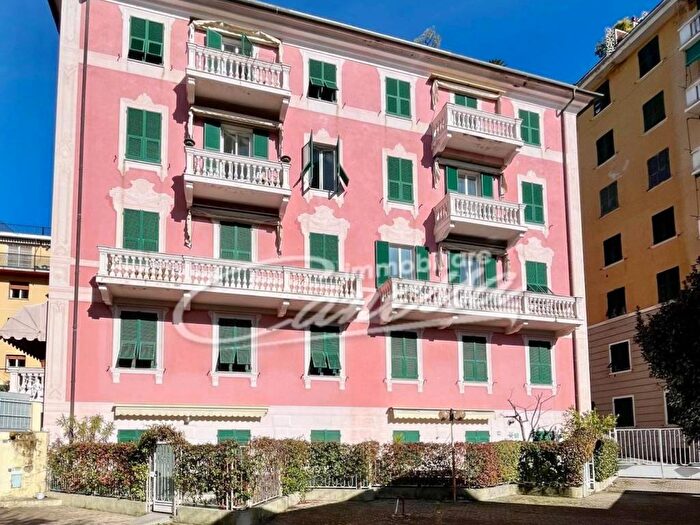 Appartamento bilocale in affitto in Via Paolo Zunino, Parco Casale Castello dei Sogni, Rapallo