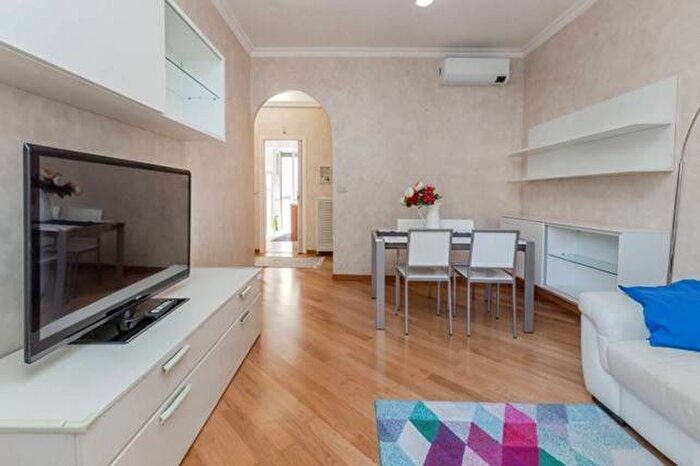 Appartamento trilocale in affitto in Via Cesare Saldini, Città Studi, Milano