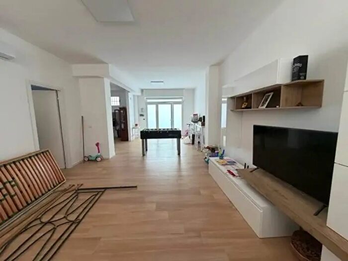 Appartamento bilocale in vendita in Via Capriati, Bari