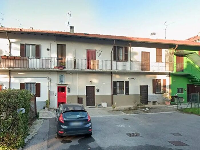 Appartamento bilocale in vendita in Via Papini, Monza