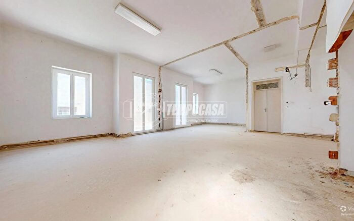 Casa quadrilocale in vendita in Via Giacomo Matteotti, Rutigliano