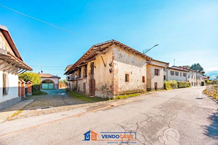 Case in Vendita e in Affitto - 3