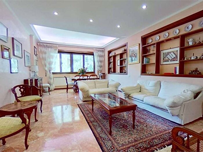 Appartamento quadrilocale in affitto in Via Felice Cavallotti, Monteverde Vecchio, Roma