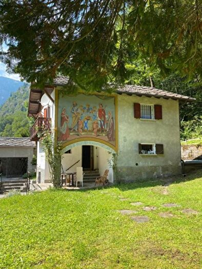 Casa con 6 locali in vendita in Località Ponte Romano Baceno, Baceno