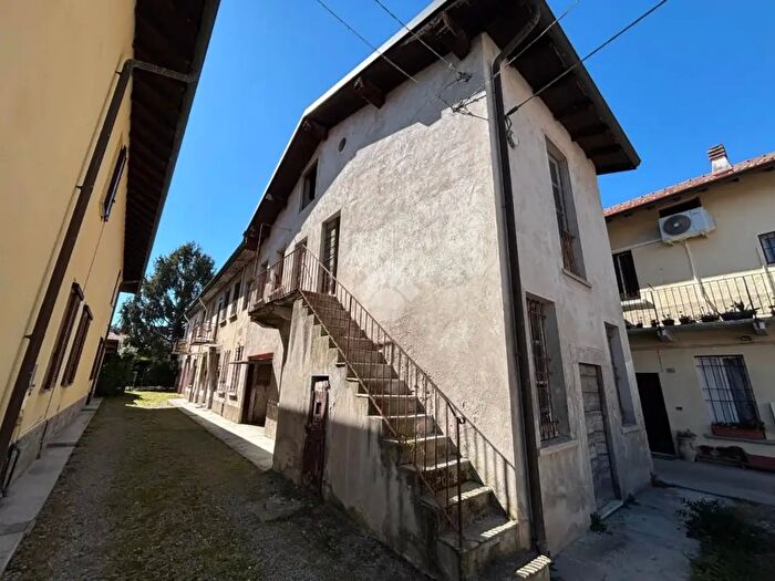 Casa monolocale in vendita in Via Volta, Barlassina