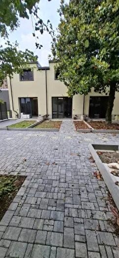 Appartamento trilocale in vendita in Via Padova, Milano