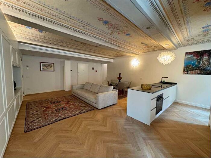 Appartamento quadrilocale in affitto in Centro Storico, Modena