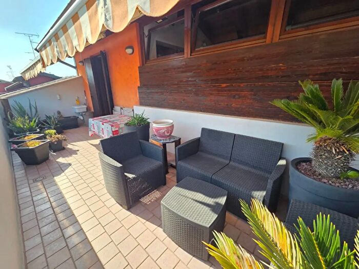 Appartamento con 5 locali in vendita in Medolla