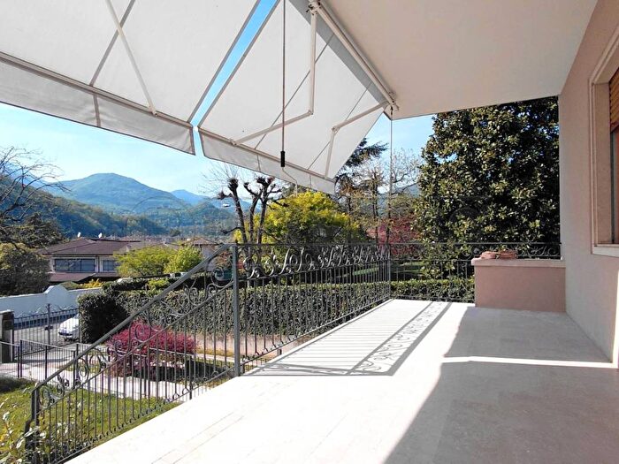 Casa con 6 locali in affitto in Centro, Valdagno