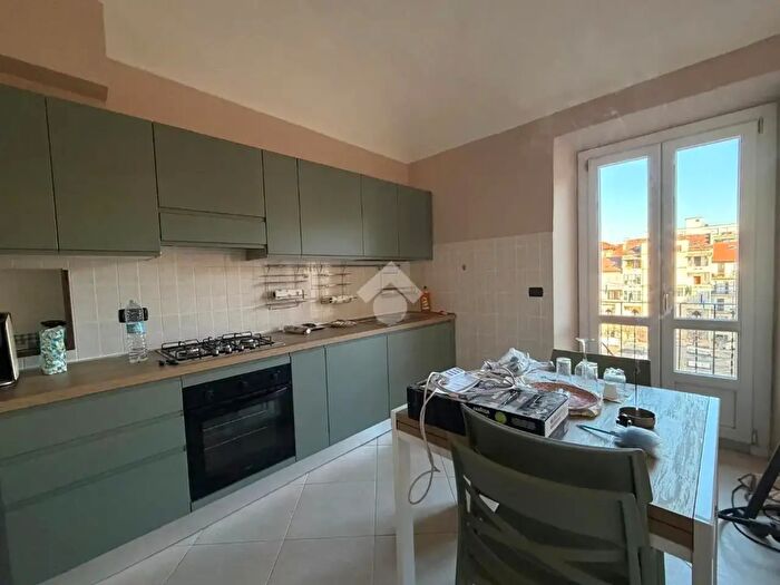 Appartamento quadrilocale in affitto in Via Evangelista Torricelli, Torino