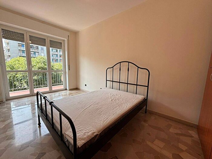 Appartamento monolocale in affitto in Viale Famagosta, Famagosta, Milano