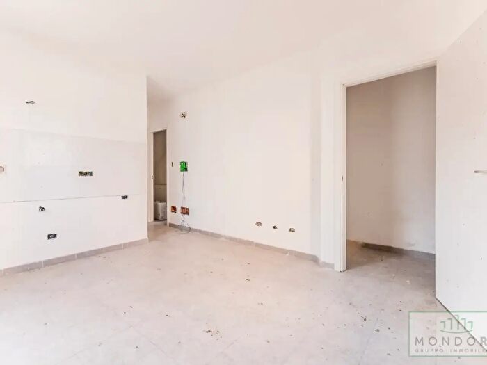 Appartamento trilocale in vendita in Padre Merolla, Roma