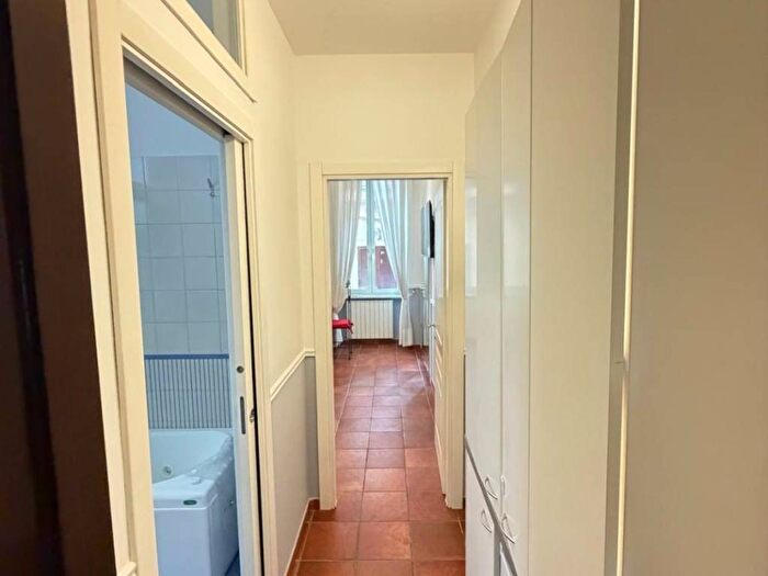 Appartamento monolocale in affitto in Vico del Vasto a Chiaia, Chiaia, Napoli