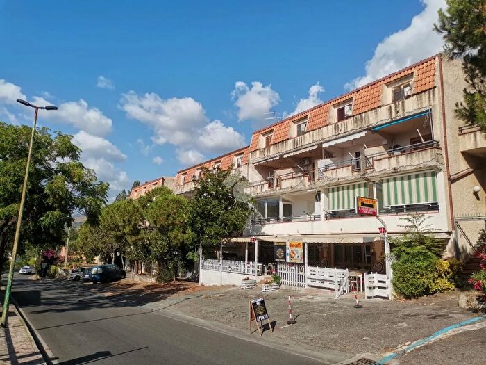 Appartamento trilocale in vendita in Via Vittorio Veneto, Diamante