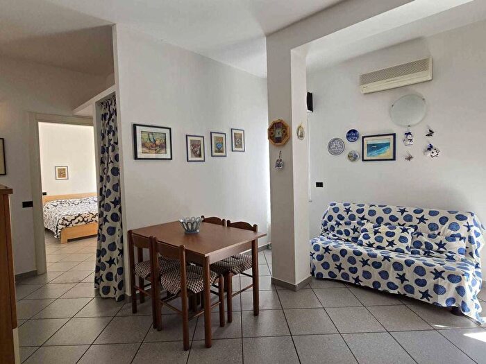 Appartamento bilocale in affitto in Via Leonardo da Vinci, Via Roma Borgo Barusso, Alassio