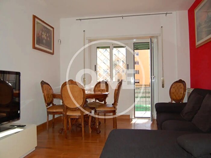 Appartamento bilocale in affitto in Via di Vigna Corsetti, Roma