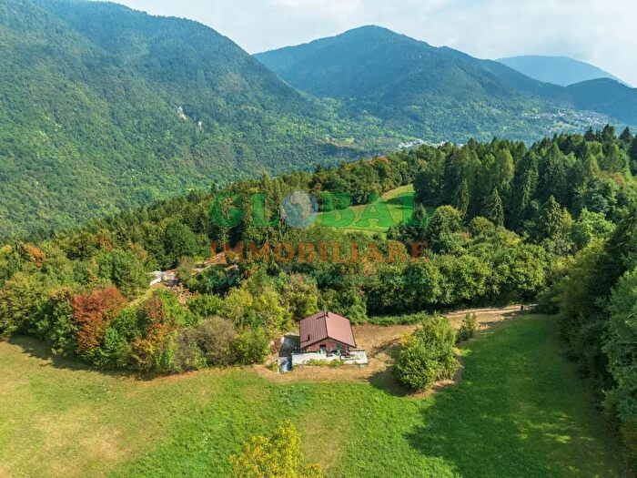 Casa quadrilocale in vendita in Via Novegno, Arsie'