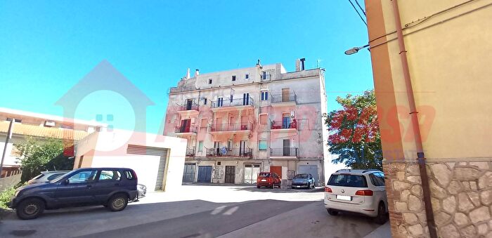 Appartamento quadrilocale in vendita in Via San Filippo Neri, Vico Del Gargano