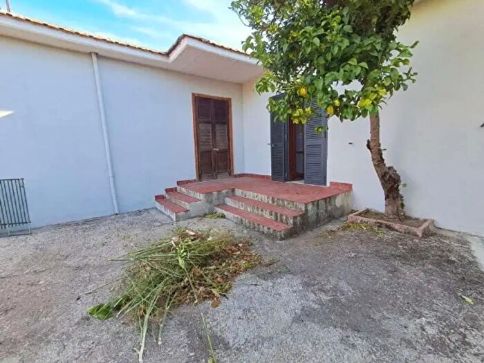 Casa con 6 locali in vendita in Via dei Mulini Snc, Avella