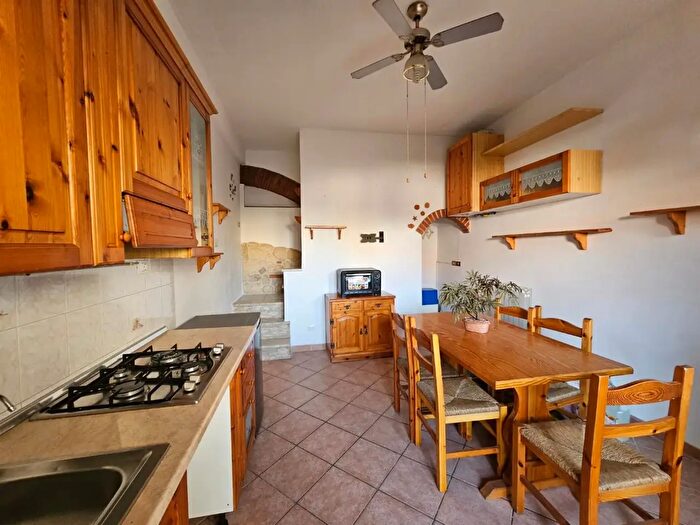 Casa trilocale in affitto in El Pero, Collesalvetti