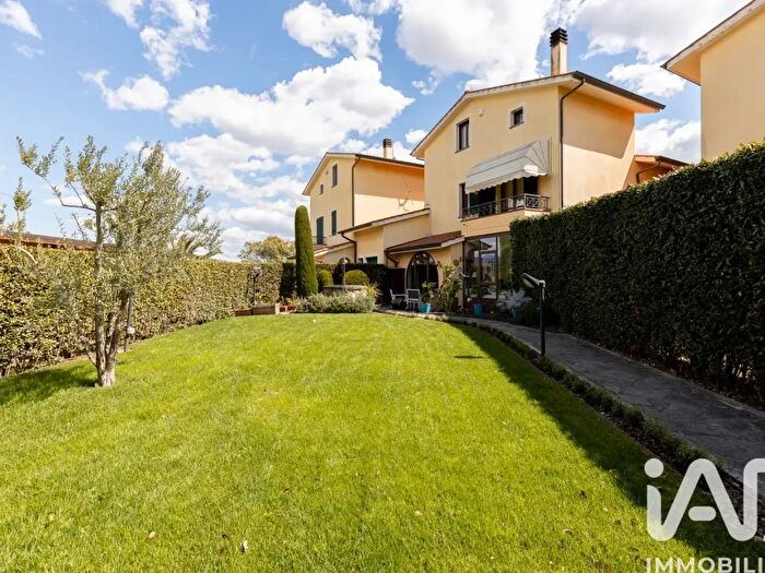 Casa con 8 locali in vendita in Via Giovanni Zavagno, Crespina Lorenzana