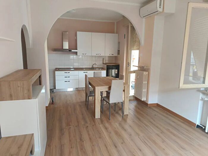 Appartamento trilocale in affitto in Via Filippo Villavecchia, Casale Monferrato