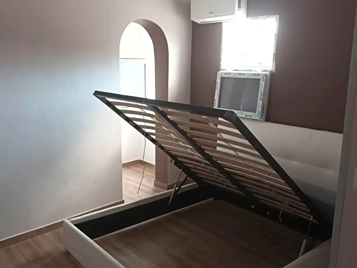Appartamento trilocale in affitto in Via Celeste, Catania