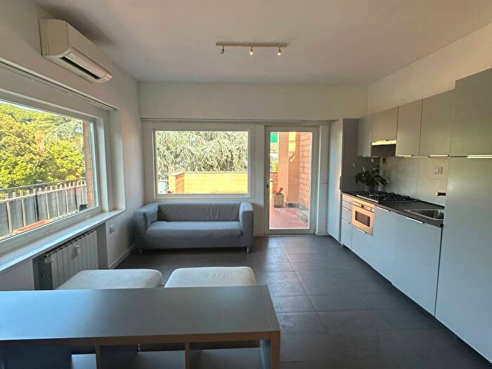 Casa bilocale in affitto in Via Cassia, Ponte Milvio, Roma