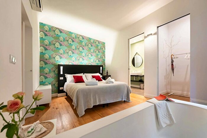 Appartamento monolocale in affitto in Via dè Tornabuoni, Firenze