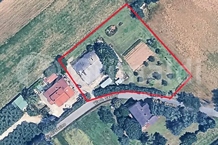 Casa con 7 locali in vendita in Via San Savino, Assisi