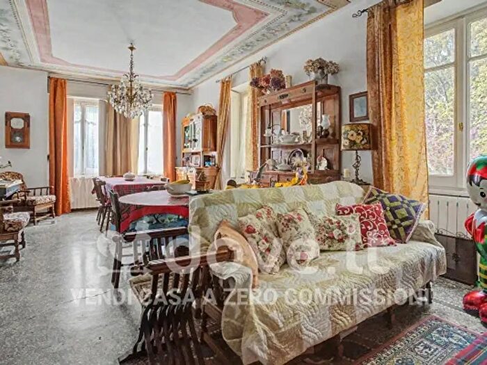 Casa con 6 locali in vendita in Località Porto, Torriglia