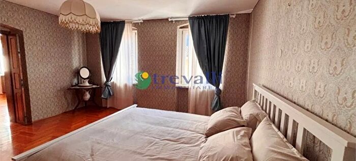 Appartamento con 9 locali in vendita in Terzolas