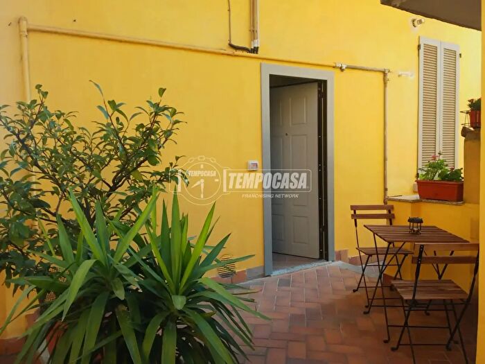 Appartamento monolocale in affitto in Via Graziano Imperatore, Milano