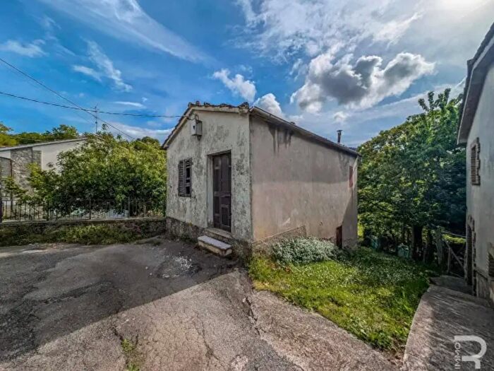 Casa quadrilocale in vendita in Strada Provinciale Cinigianese, Arcidosso