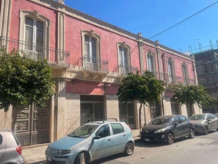 Appartamento quadrilocale in affitto in Gelone Cadorna, Siracusa