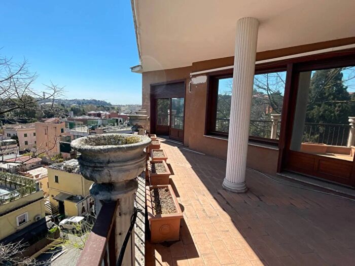 Appartamento con 5 locali in vendita in Via Flaminia, Roma