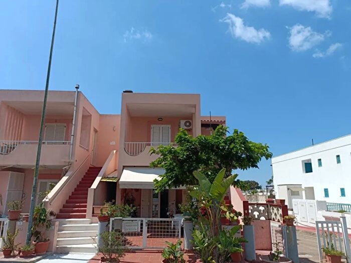 Appartamento trilocale in vendita in Lido Marini Ugento, Ugento