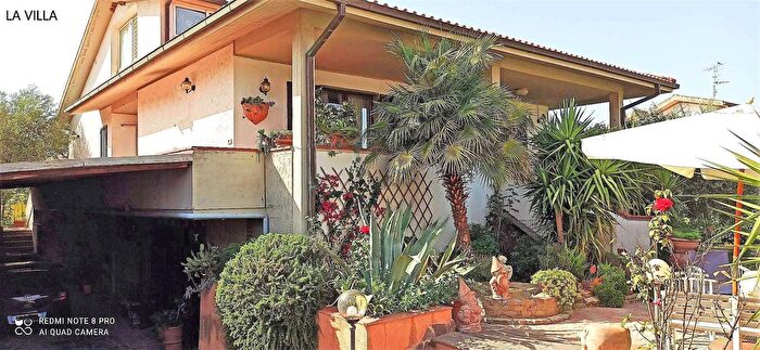 Casa con 10 locali in vendita in Rispescia Paese Grosseto Grosseto, Grosseto
