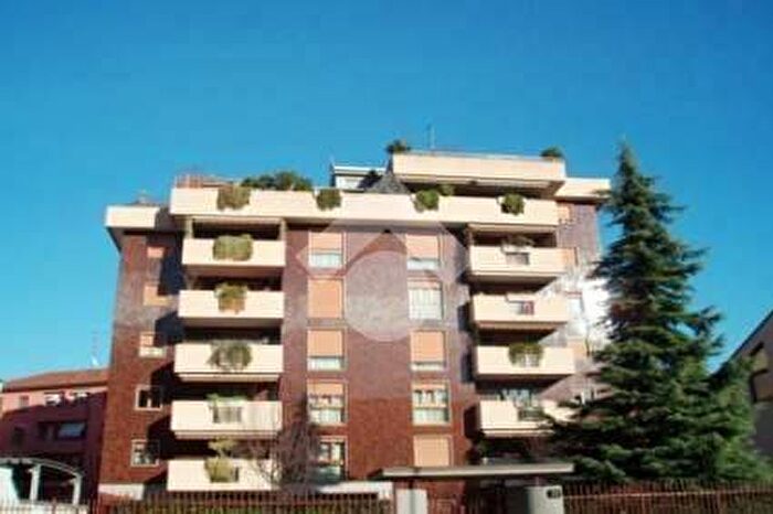 Appartamento trilocale in affitto in Via murat, Istria, Milano