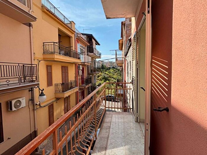 Casa con 6 locali in vendita in Via Pietro Colletta, Casteldaccia