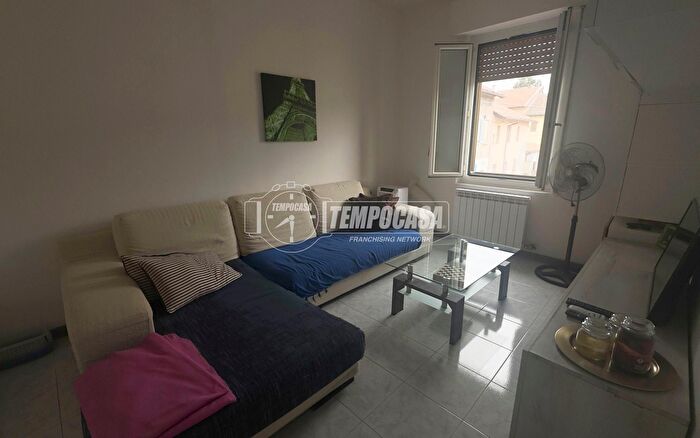 Casa trilocale in vendita in Via G Marconi, Giussago