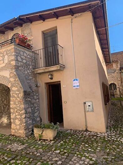 Appartamento trilocale in affitto in Via Tracerna, Forme, Massa dAlbe