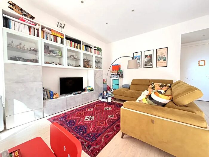 Appartamento con 5 locali in vendita in Via Scorza, Genova