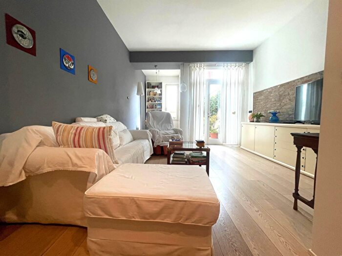 Casa con 5 locali in vendita in Mantova