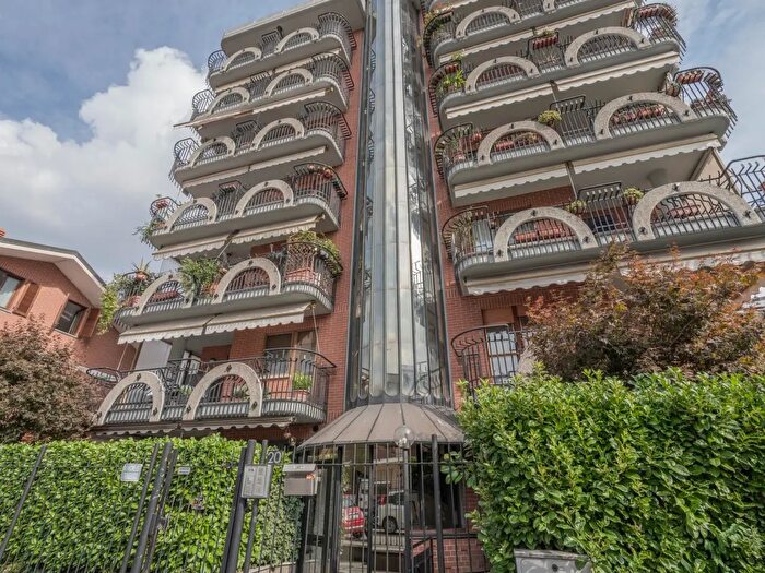 Appartamento in vendita in Via Bollengo, Torino