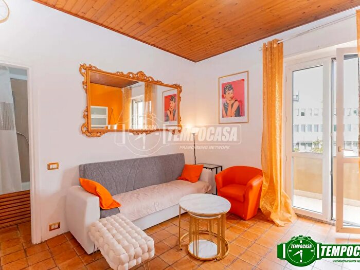 Appartamento bilocale in vendita in Via Fantoni, Milano