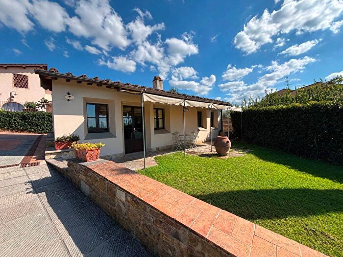 Appartamento bilocale in affitto in Via Suor Maria Celeste, Cinque Vie, Firenze