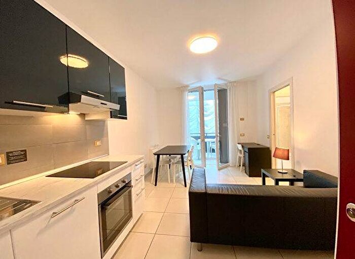 Appartamento trilocale in affitto in Via Donato Creti, Bolognina, Bologna