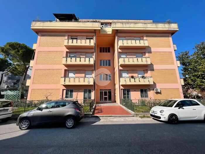 Appartamento quadrilocale in vendita in Via Don Primo Mazzolari, Fano